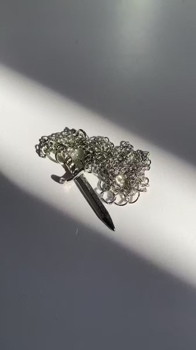 Rosé Core™ Double Heart Arrow Necklace Set